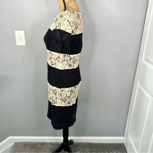 Sz 2 Just Taylor Black & Creme Lace Knee Length $69 MSRP - Picture 4 of 13